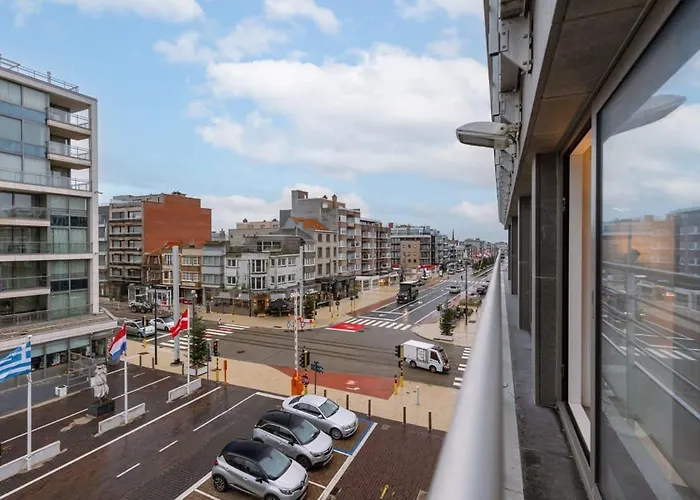 Huswell - Charming And Cozy With Sea View Apartment